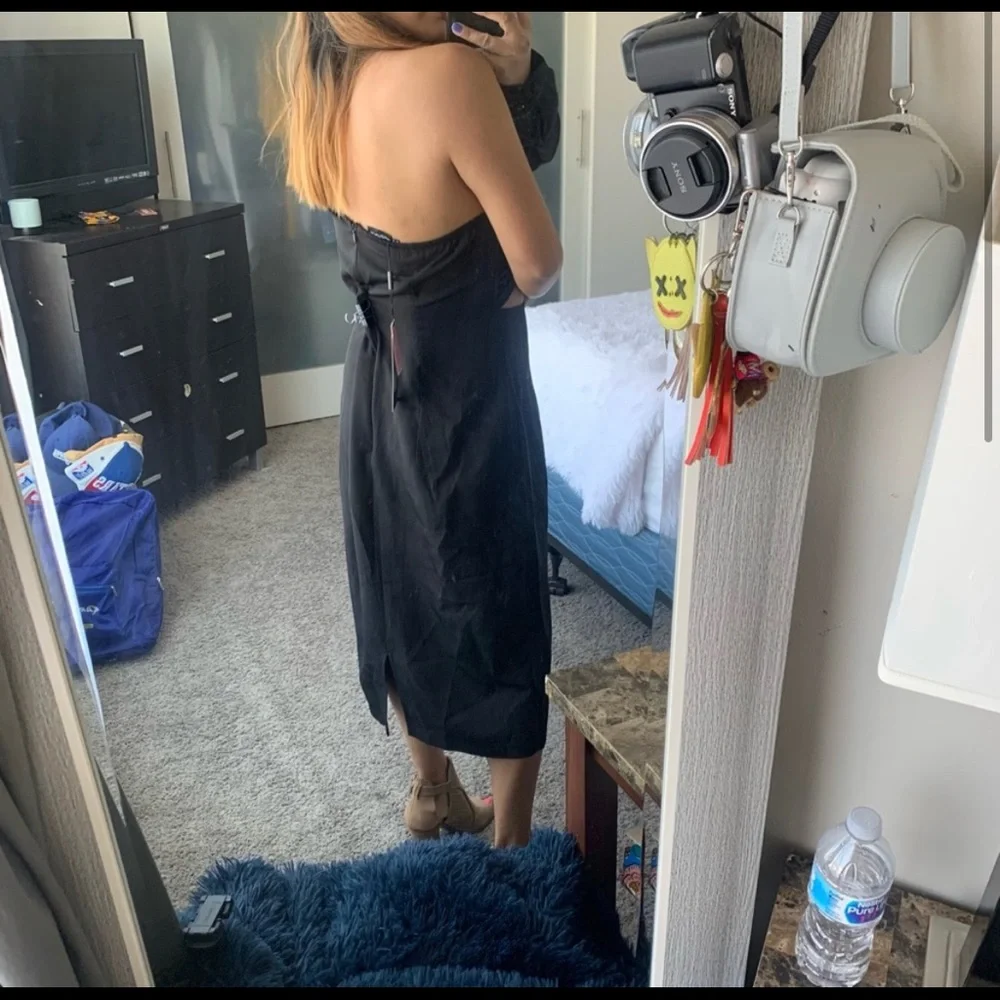 Flirty One Shoulder Dress - Picture 4 of 6